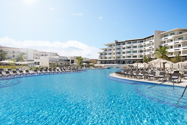 Ventus Pool View - Main Pool